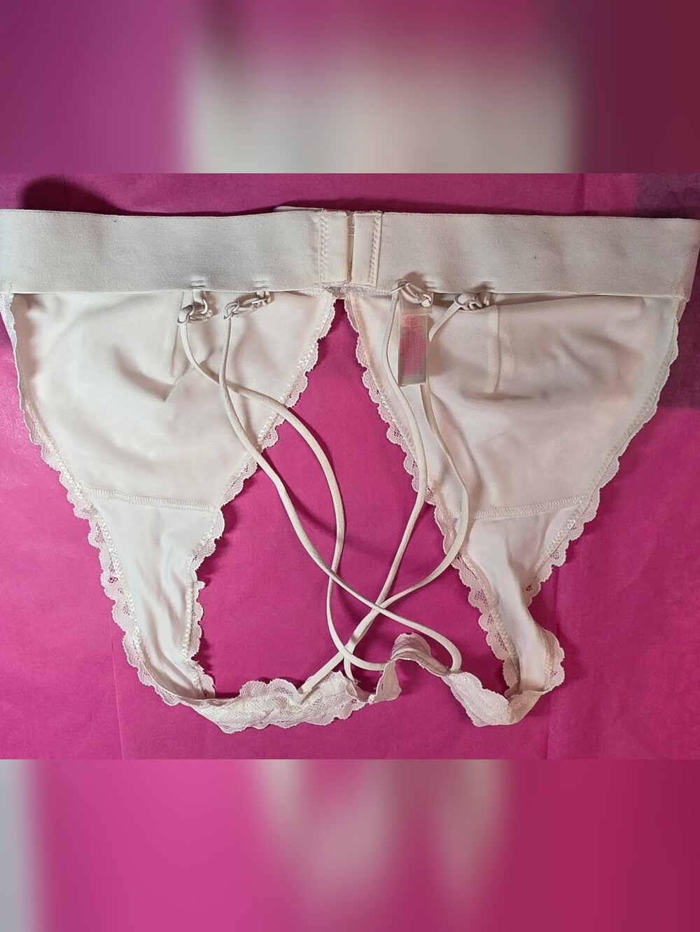 Three PINK Victorias Secret Bralettes, Size M - Picture 6 of 6